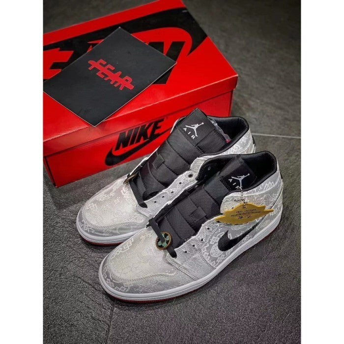 Nike Air Jordan 1 Mid x CLOT