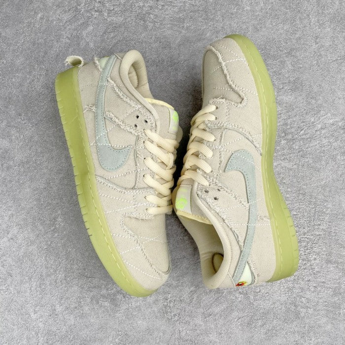 Nike SB Dunk Low 'Mummy' DM0774-111