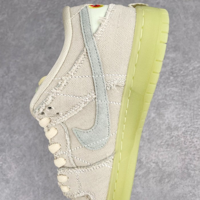 Nike SB Dunk Low 'Mummy' DM0774-111