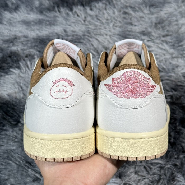 Travis Scott x Air Jordan 1 Low "Sail/Shy Pink"