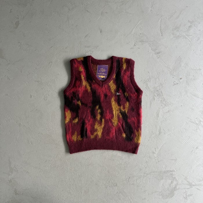 Corteiz Mohair Knit Vest - Red Camo