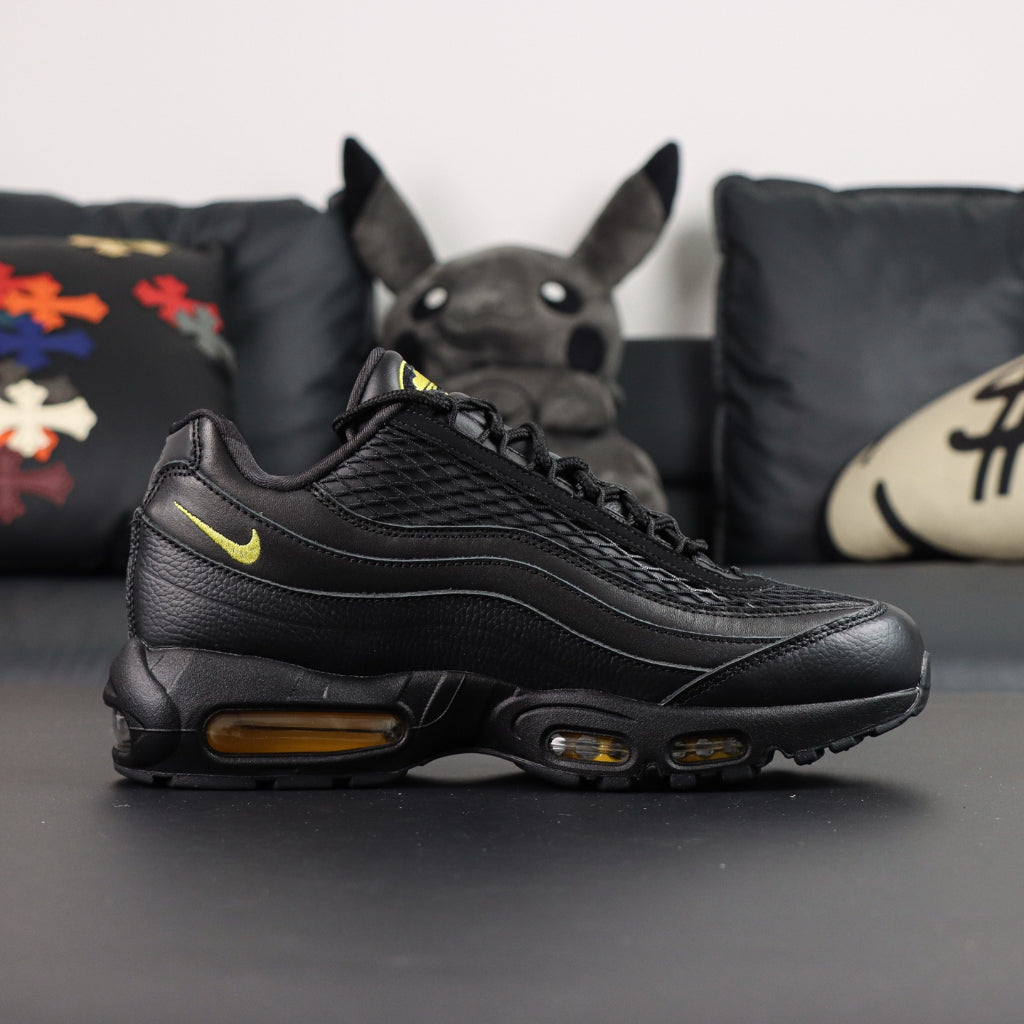 Corteiz x Nike Air Max 95 Honey Black