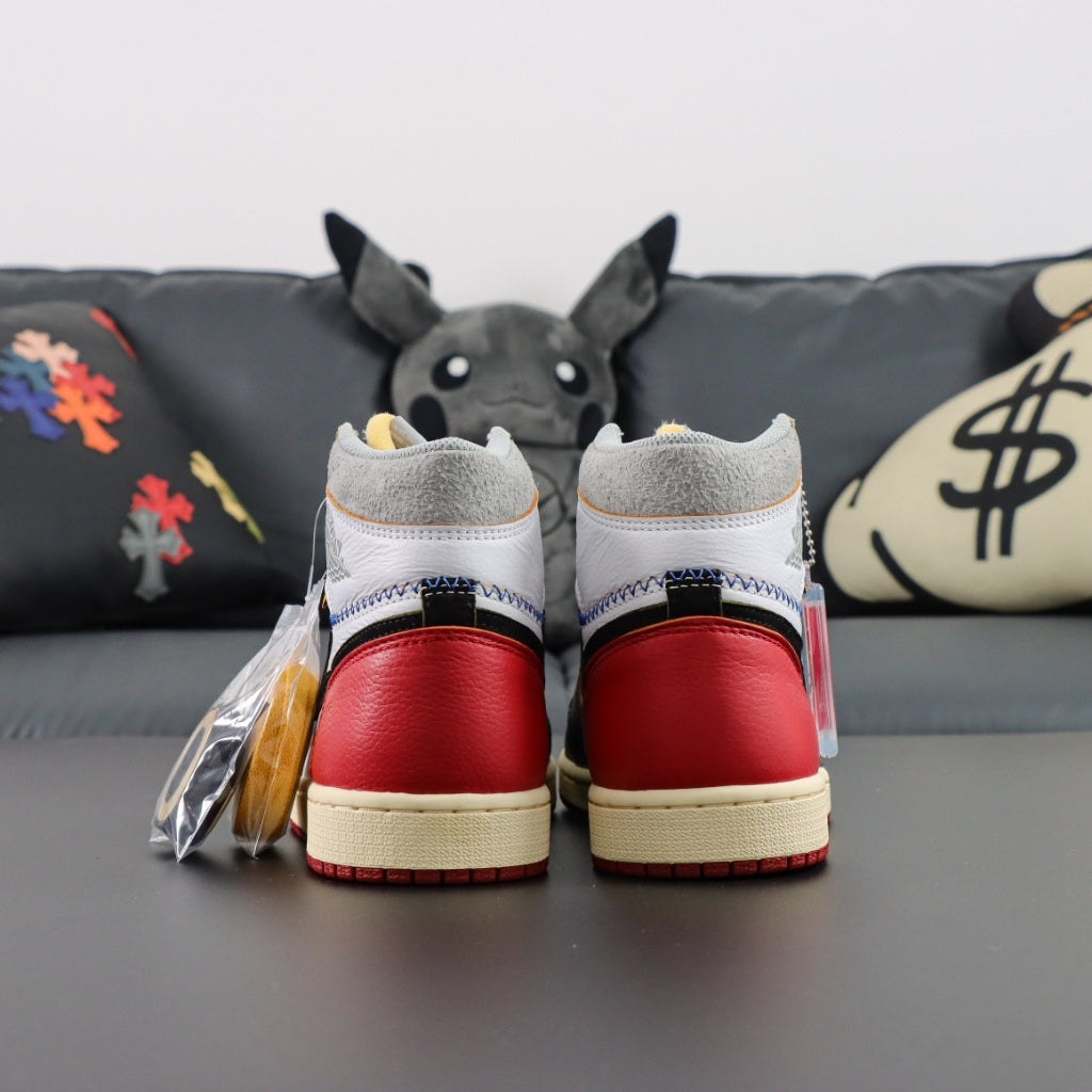 Union LA x Air Jordan 1 Retro High - Black Toe