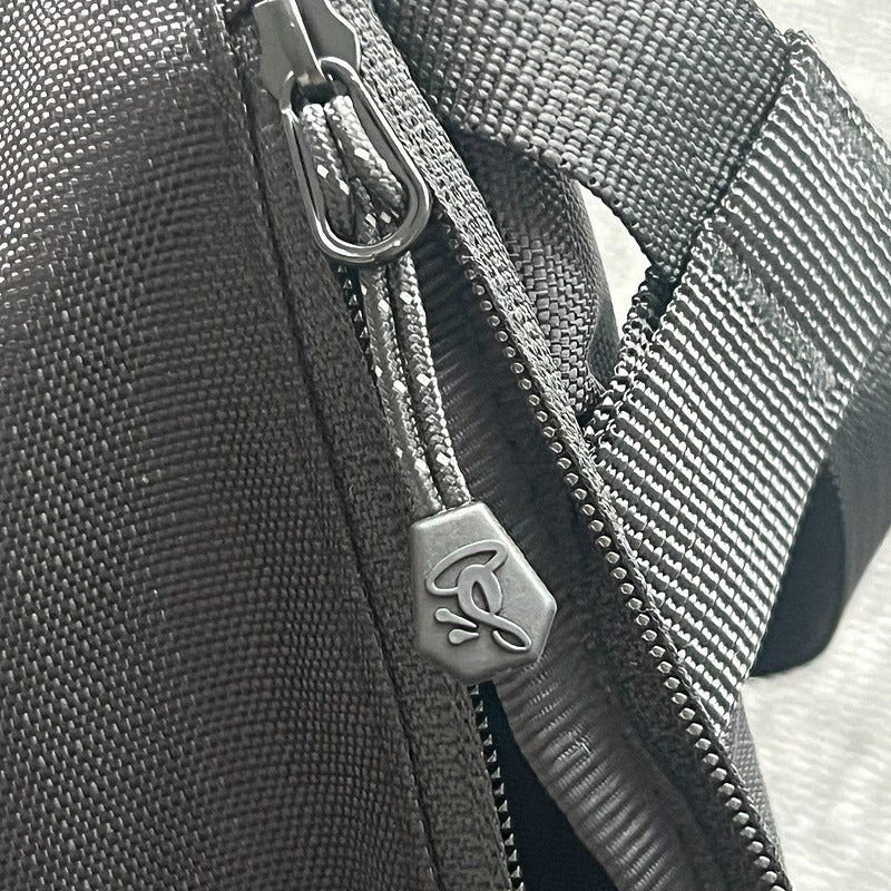 Syna World Sling Bag