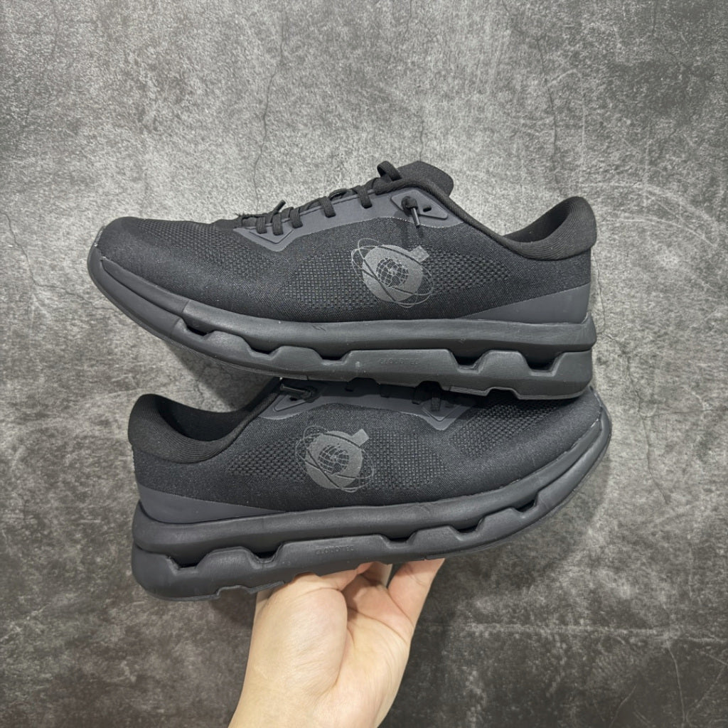 Kith x On Cloudzone ‘Black’