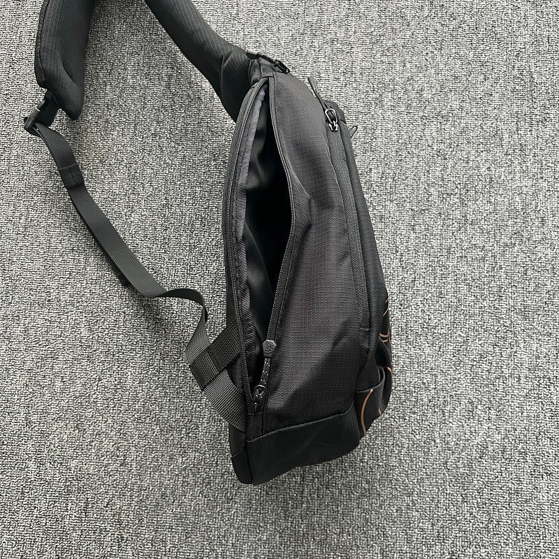Syna World Sling Bag