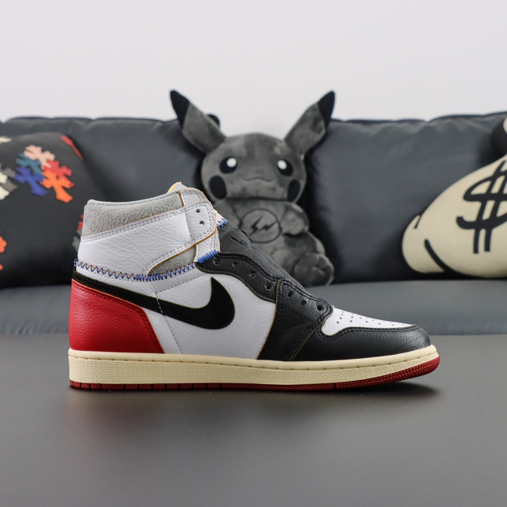 Union LA x Air Jordan 1 Retro High - Black Toe