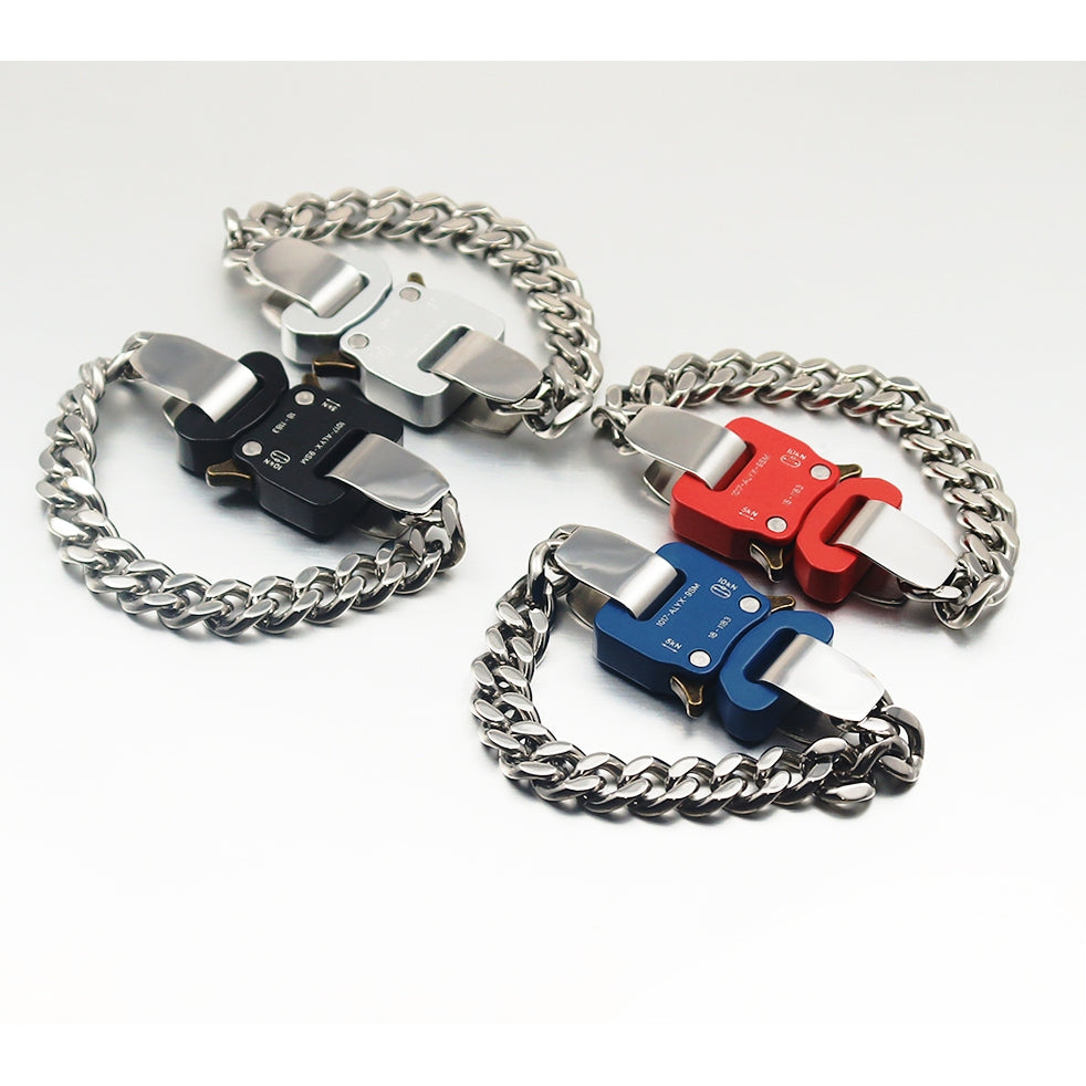1017 ALYX 9SM Rollercoaster-Buckled chained Bracelet [Classic Variant]