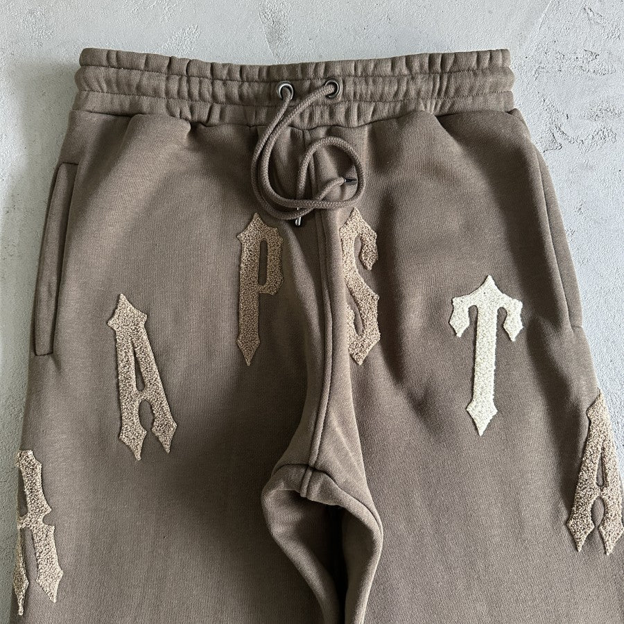 Trapstar Irongate Arch chenille 2.0 Tracksuit - Hoodie & Pants Set - Dark Brown