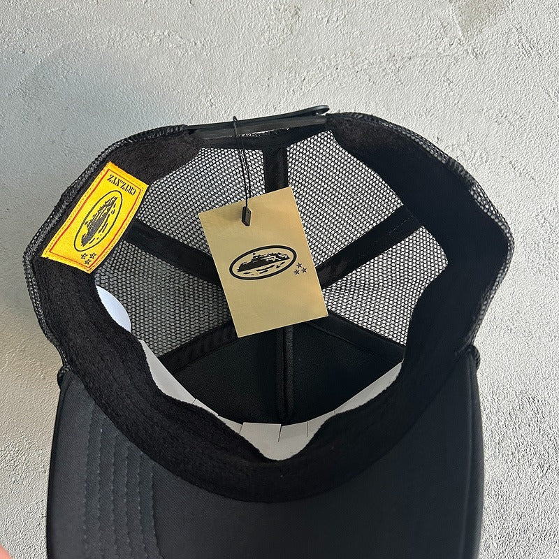 ALCATRAZ PREMIUM TRUCKER HAT - Corteiz