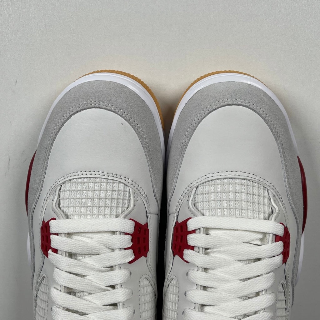 Nike SB x Air Jordan 4 Retro SP 'Varsity Red' Friends & Family