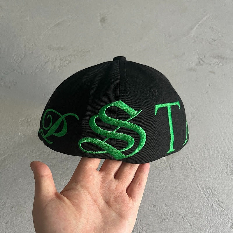 Trapstar Script Fitted Cap - Black/Green