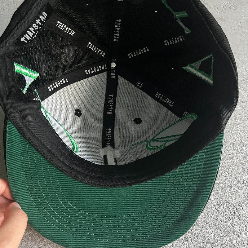 Trapstar Script Fitted Cap - Black/Green