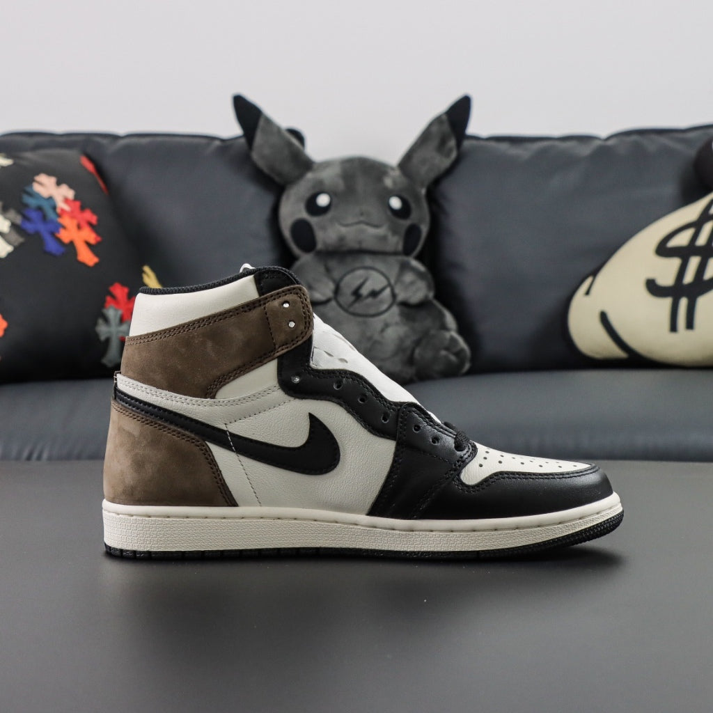 Air Jordan 1 OG Dark Mocha
