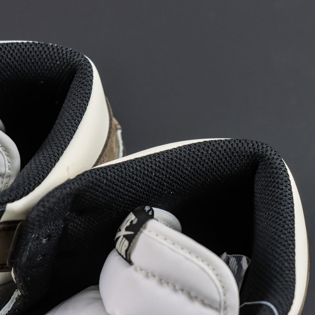 Air Jordan 1 OG Dark Mocha
