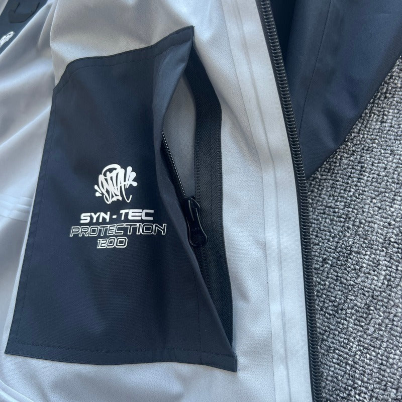 SYNA World TREK Zip-Up Jacket [Black]