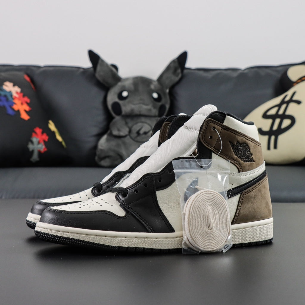 Air Jordan 1 OG Dark Mocha