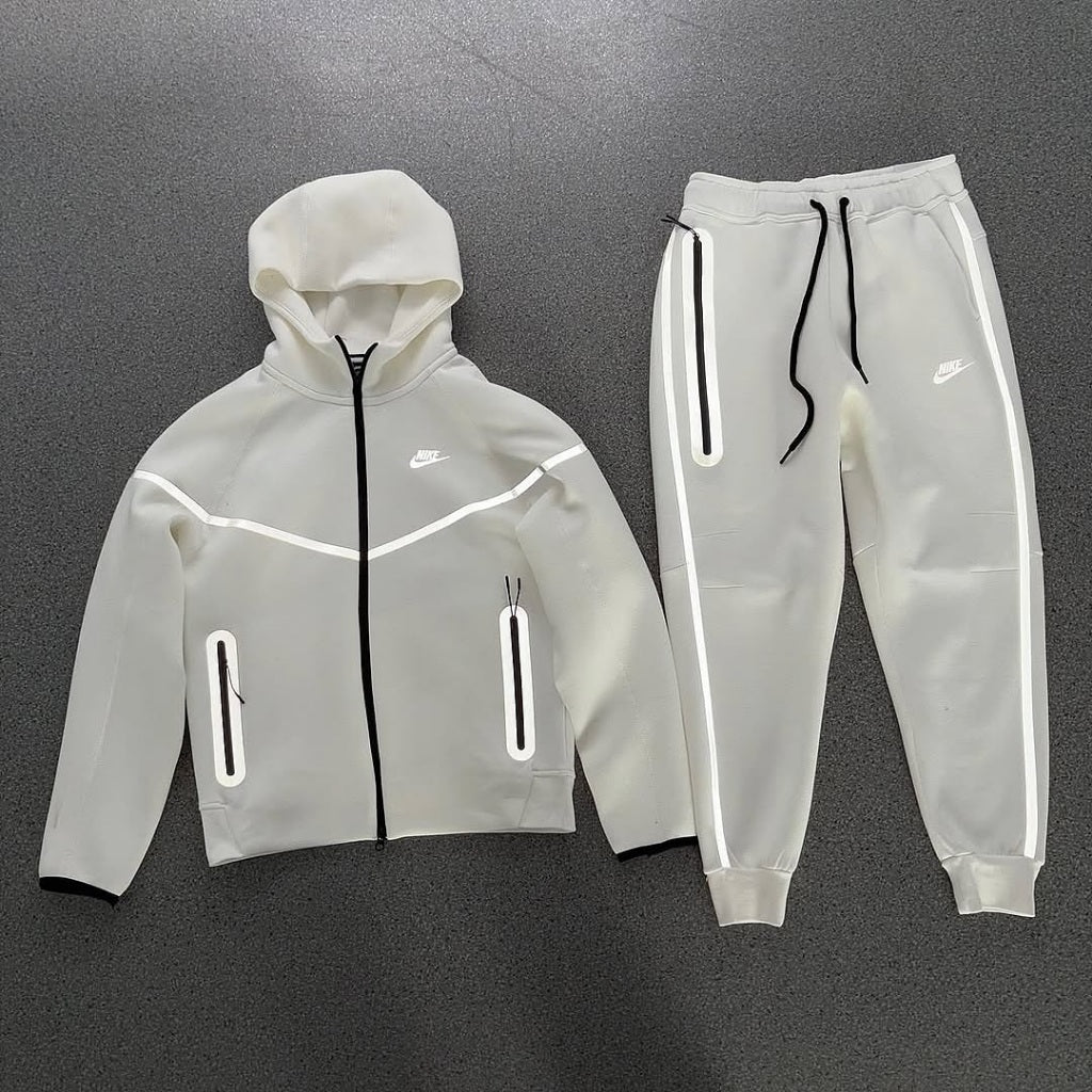 Nike Tech Fleece Reflective Lines - Set/Pants/Jacket
