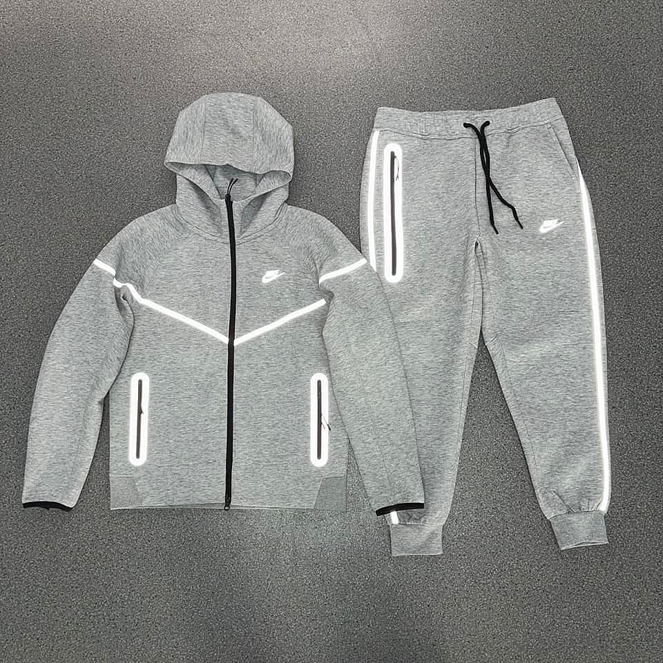 Nike Tech Fleece Reflective Lines - Set/Pants/Jacket