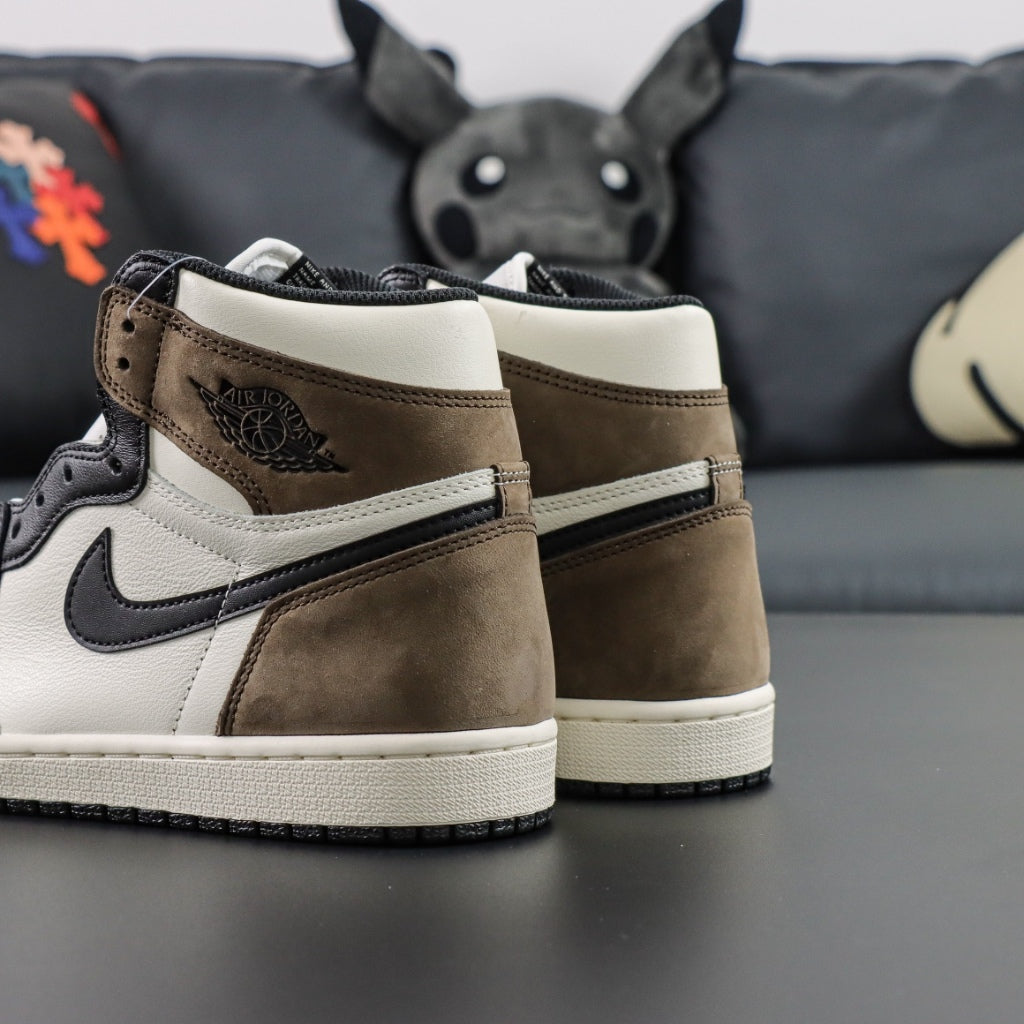 Air Jordan 1 OG Dark Mocha