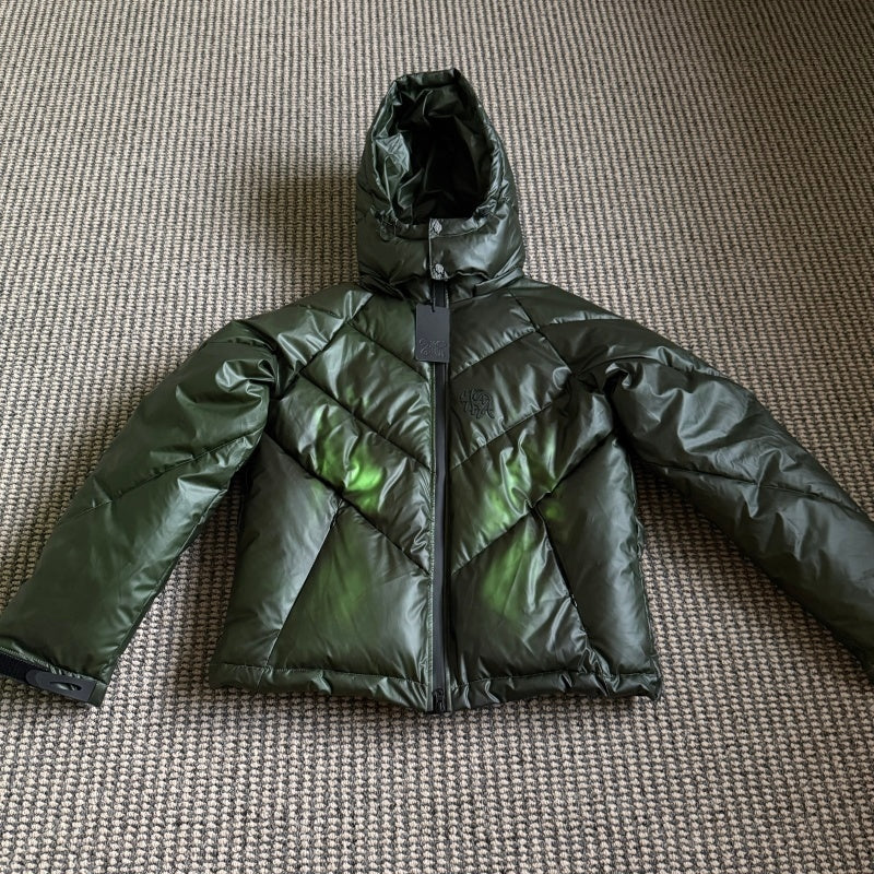 Heat Reactive Puffer (Dark Green Army in Cool Temperature - Light Green in Hot Temperature) - MERTRA