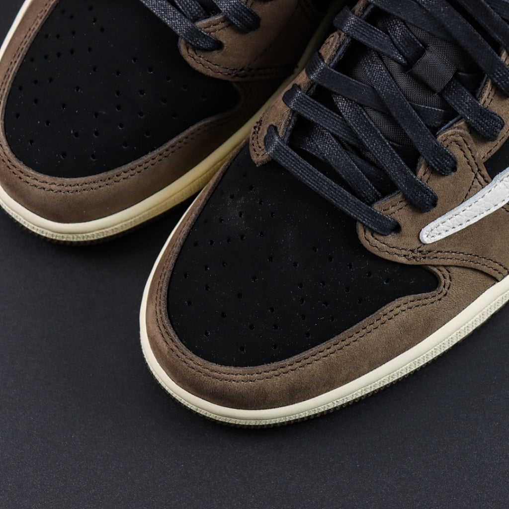 Travis Scott x Air Jordan 1 Low Mocha