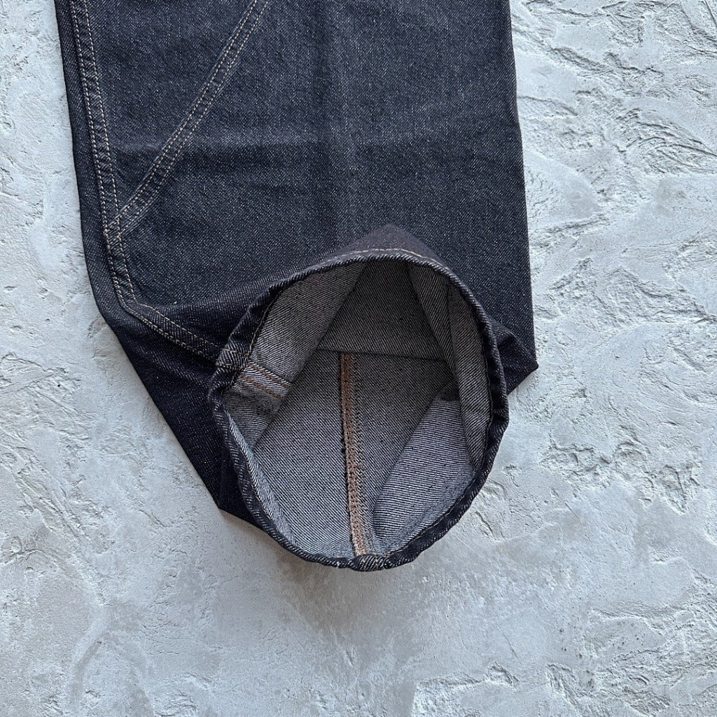 Mertra Bigstep Denim - Black