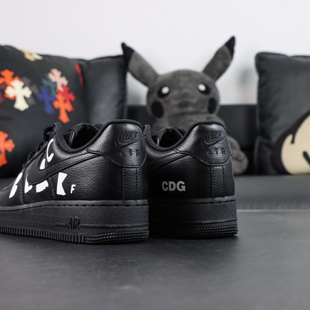 CDG BLACK X NIKE AIR FORCE 1 LOW RETRO