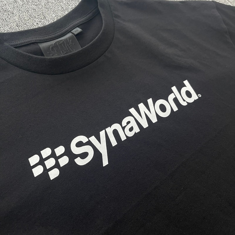 Syna - Crackberry Printed Tee [Black/White]