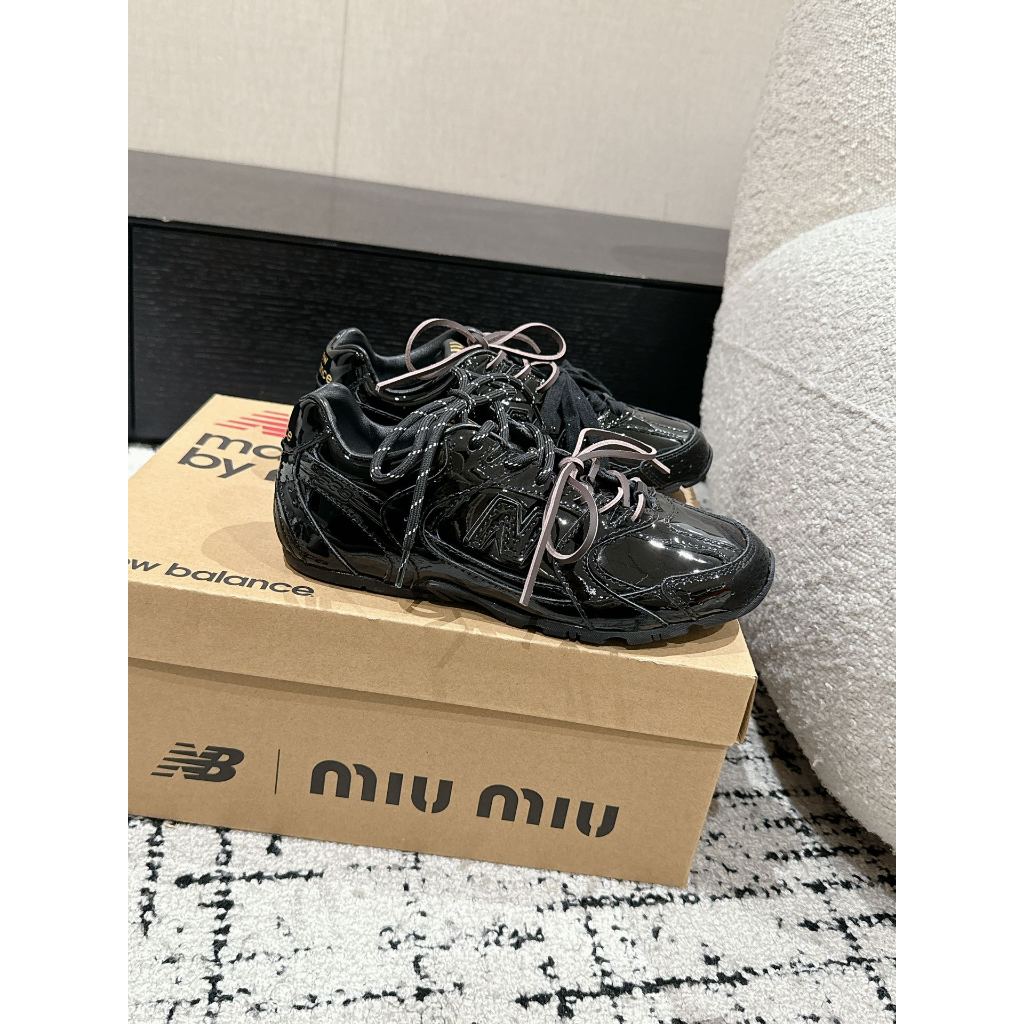 New Balance 530 SL Miu² Black Patent