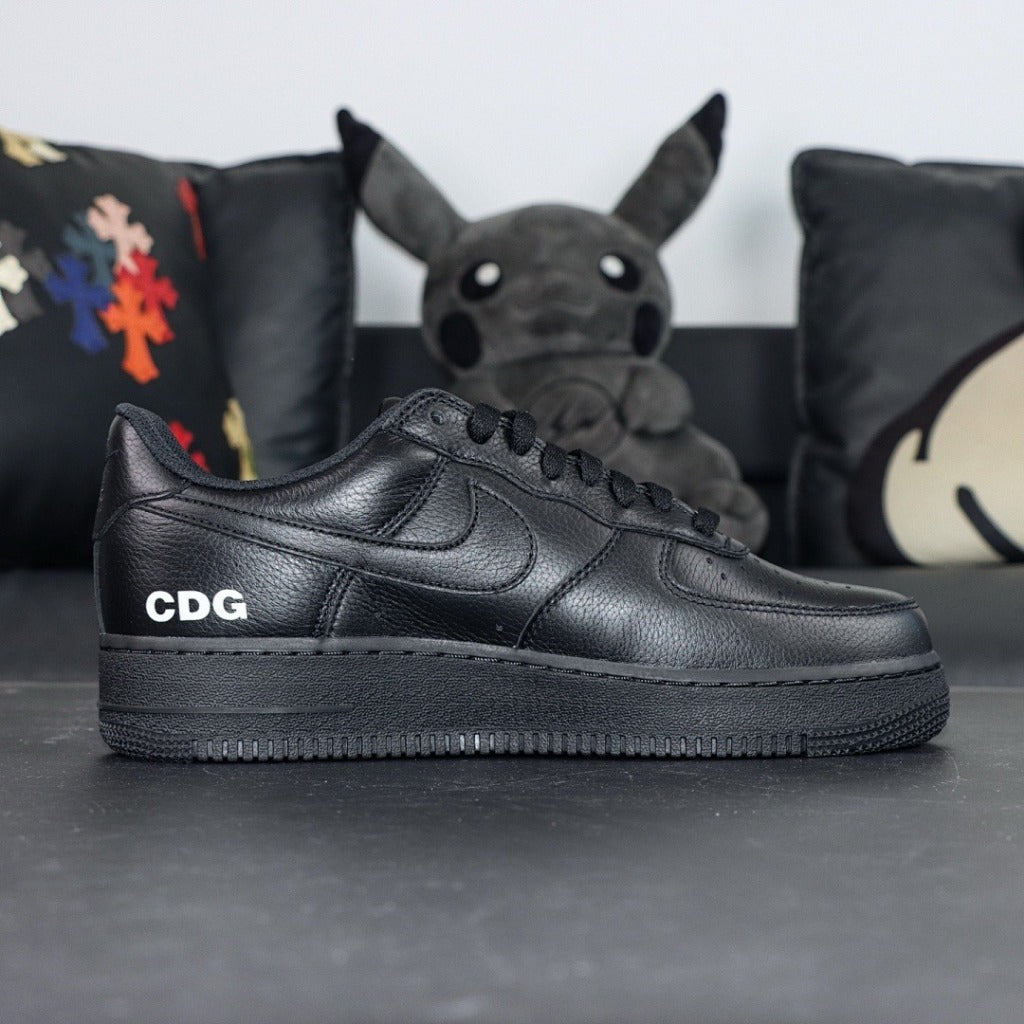 CDG BLACK X NIKE AIR FORCE 1 LOW RETRO