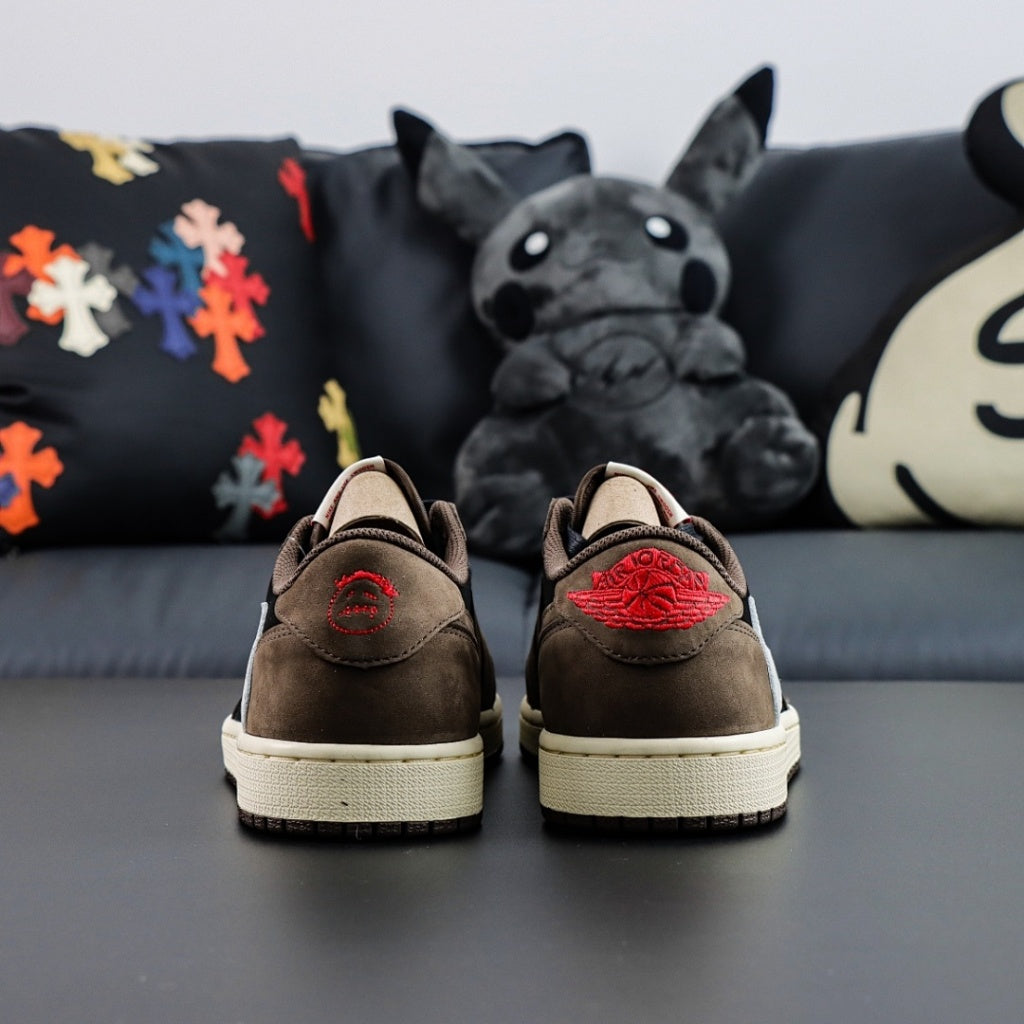 Travis Scott x Air Jordan 1 Low Mocha