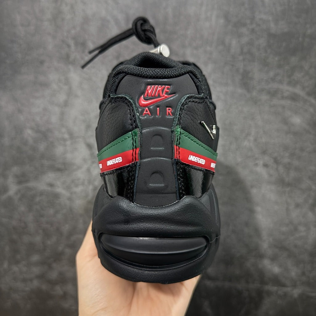 AM 95 x UNDEFEATED 'Black'