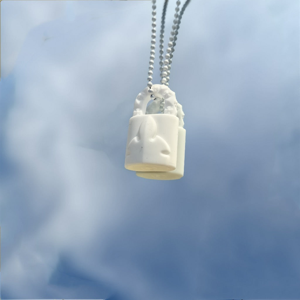 Silichrome Flerknee Padlock necklace C-H