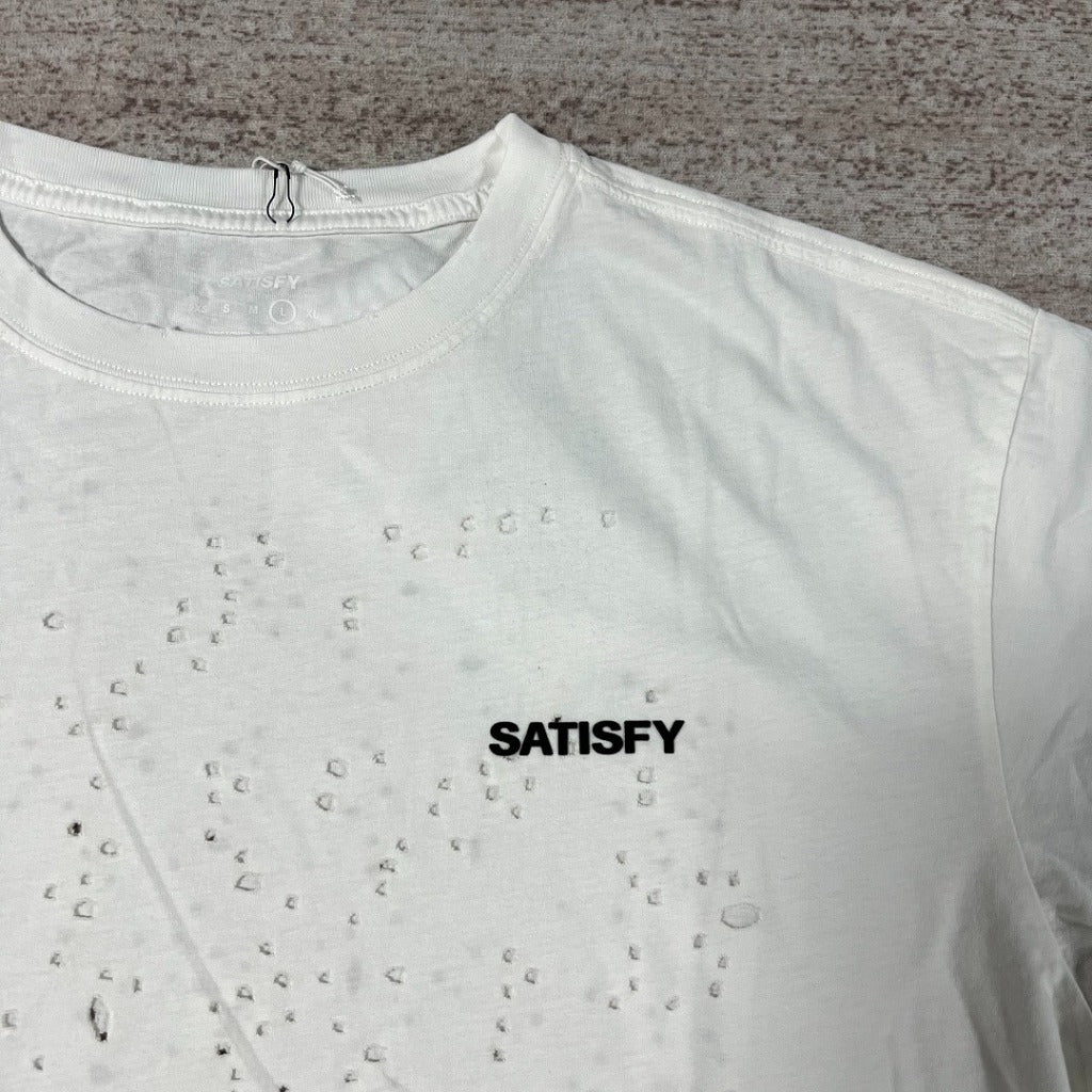 MothTech™ T‑Shirt - SATISFY