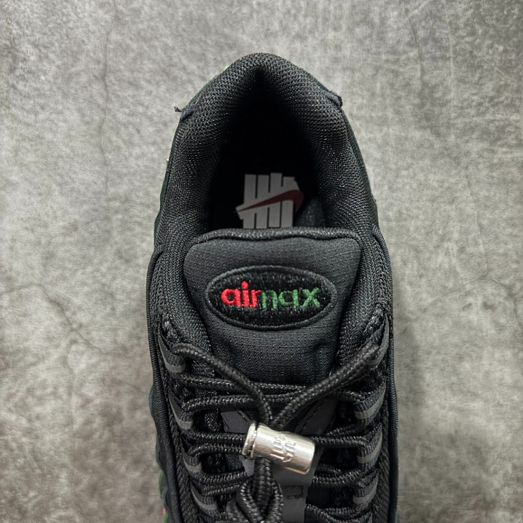 AM 95 x UNDEFEATED 'Black'