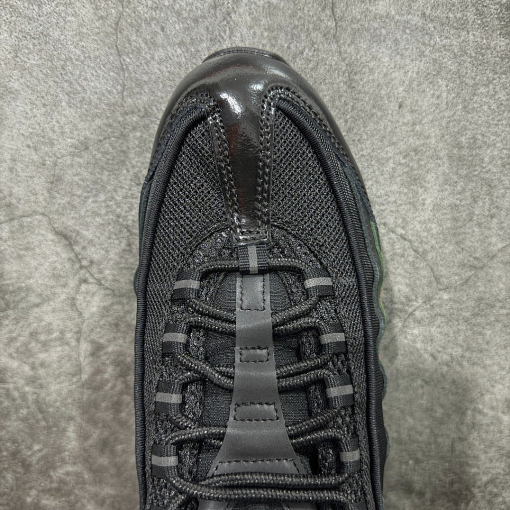 Air Max 95 x UNDEFEATED 'Black' (IB4453-001)