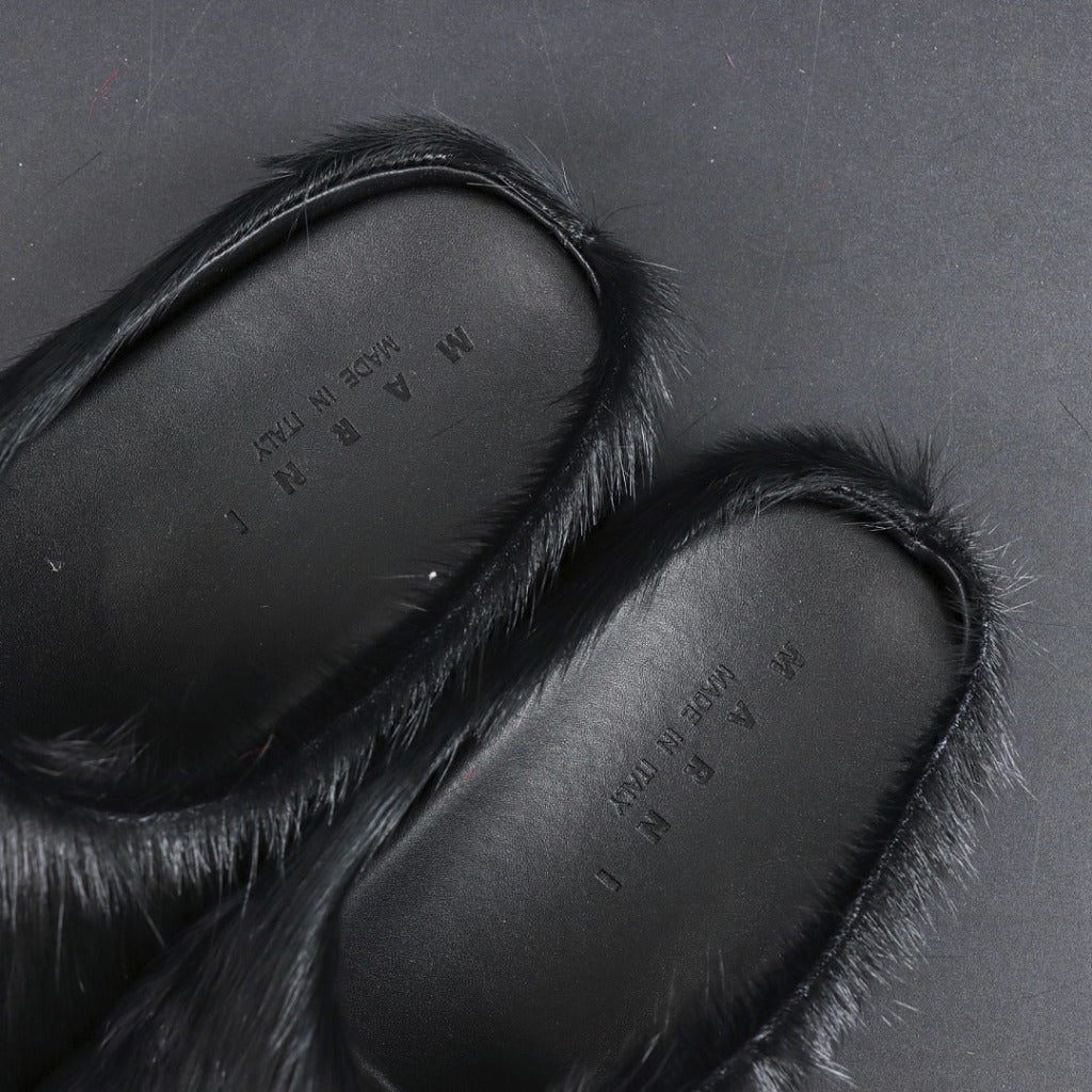 MRNI - Fussbett Calf Hair Slippers