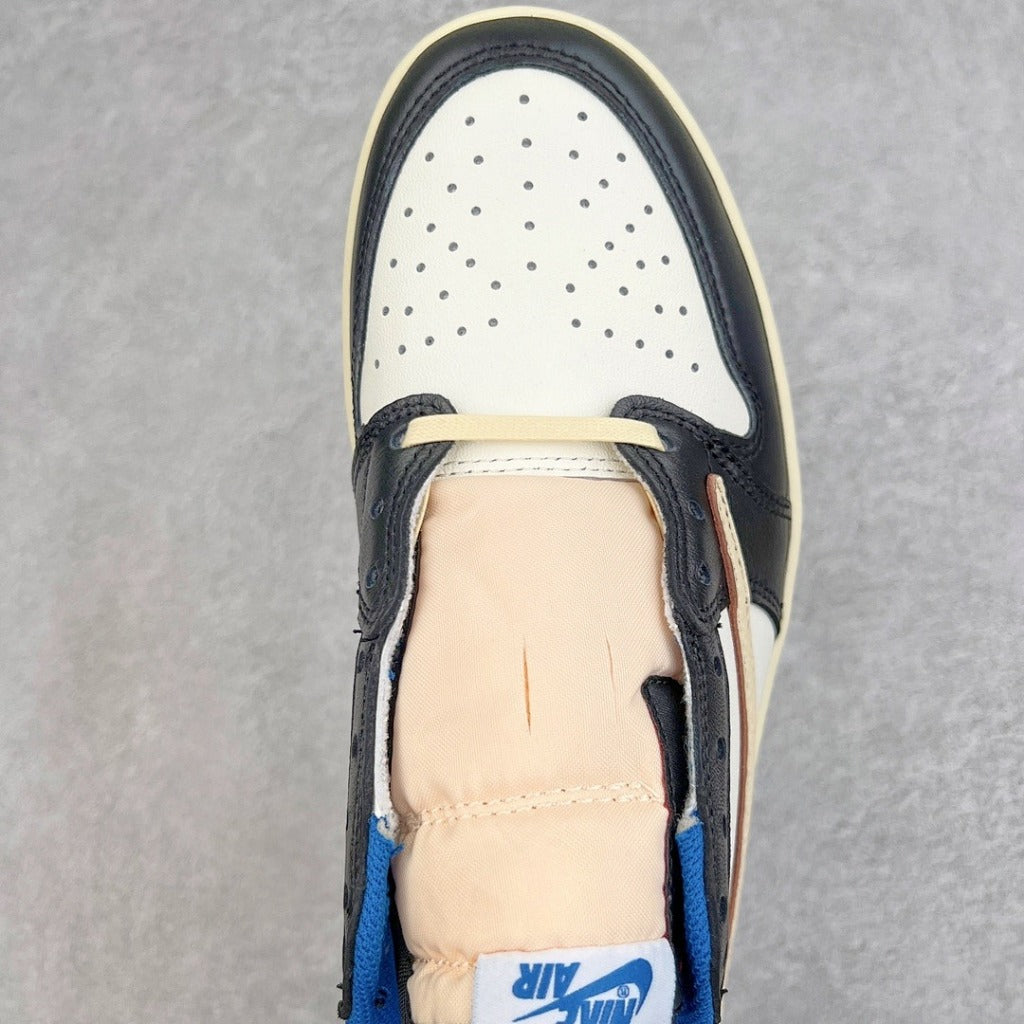 Travis Scott x fragment design x Air Jordan 1 Low OG