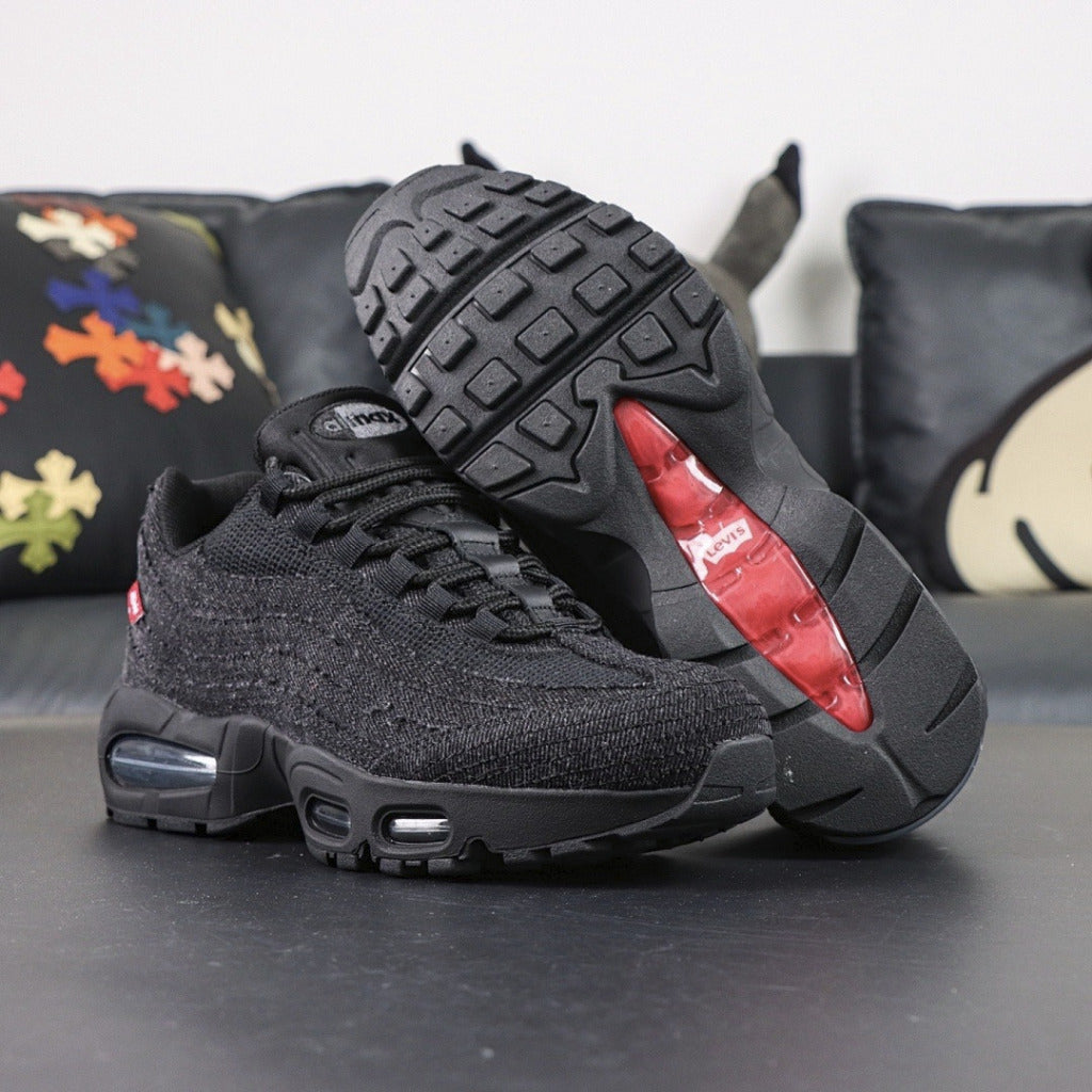 Levi's x Nike Air Max 95 - Black (BNIB 100%)