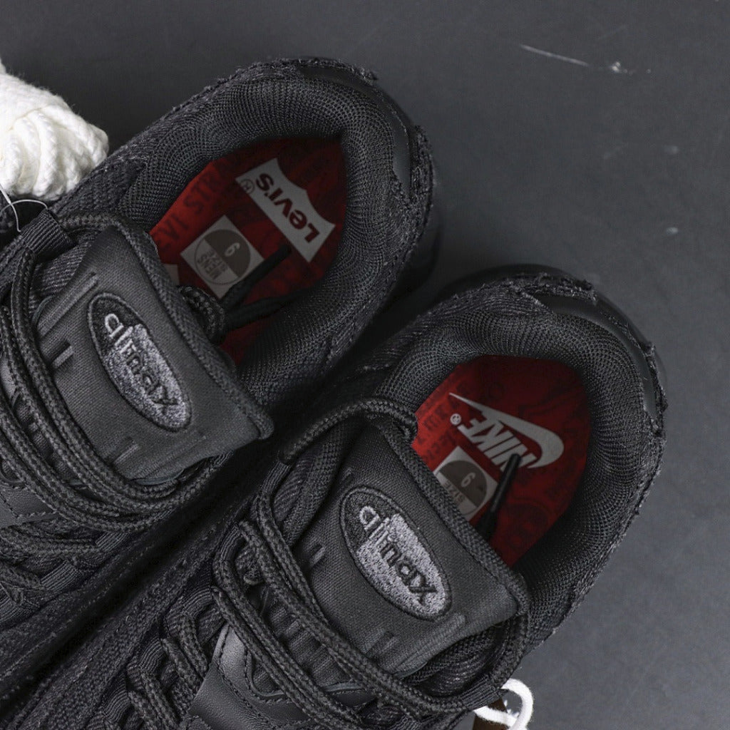 Levi's x Nike Air Max 95 - Black (BNIB 100%)