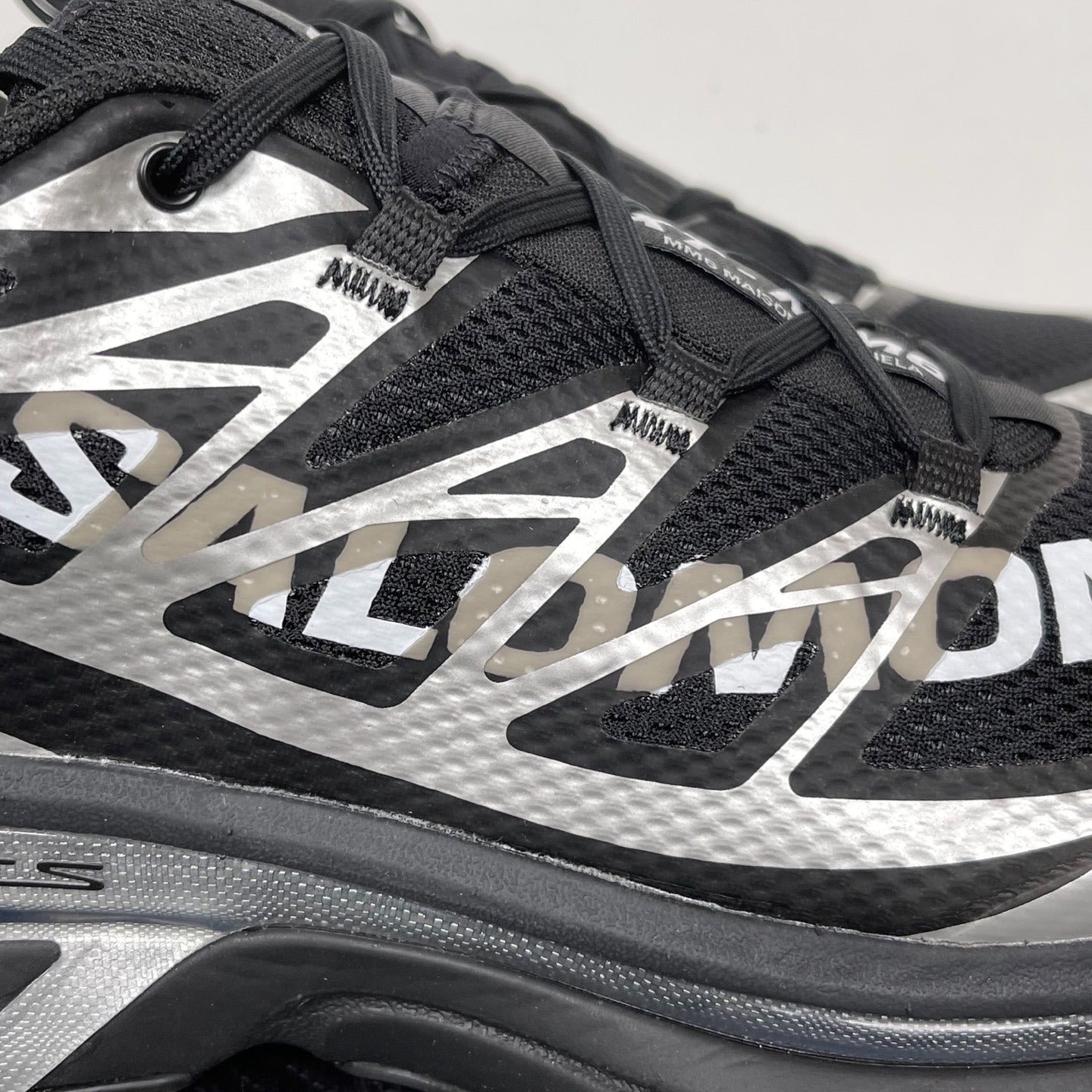 SALOMON XT-MM6 MAISON MARGIELA Intersection Sportstyle [BLACK SILVER]