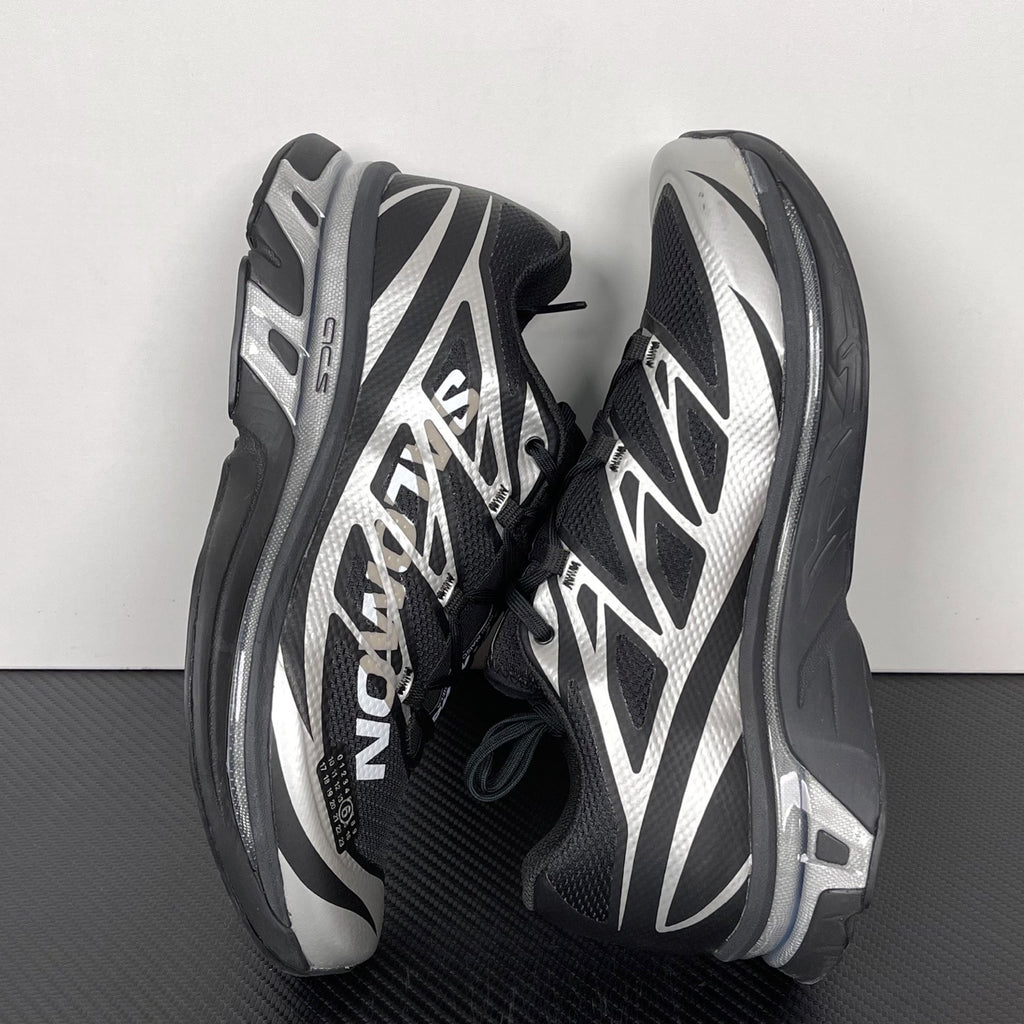 SALOMON XT-MM6 MAISON MARGIELA Intersection Sportstyle [BLACK SILVER]